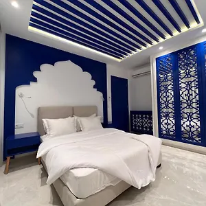  Aparthotel Seven Floors